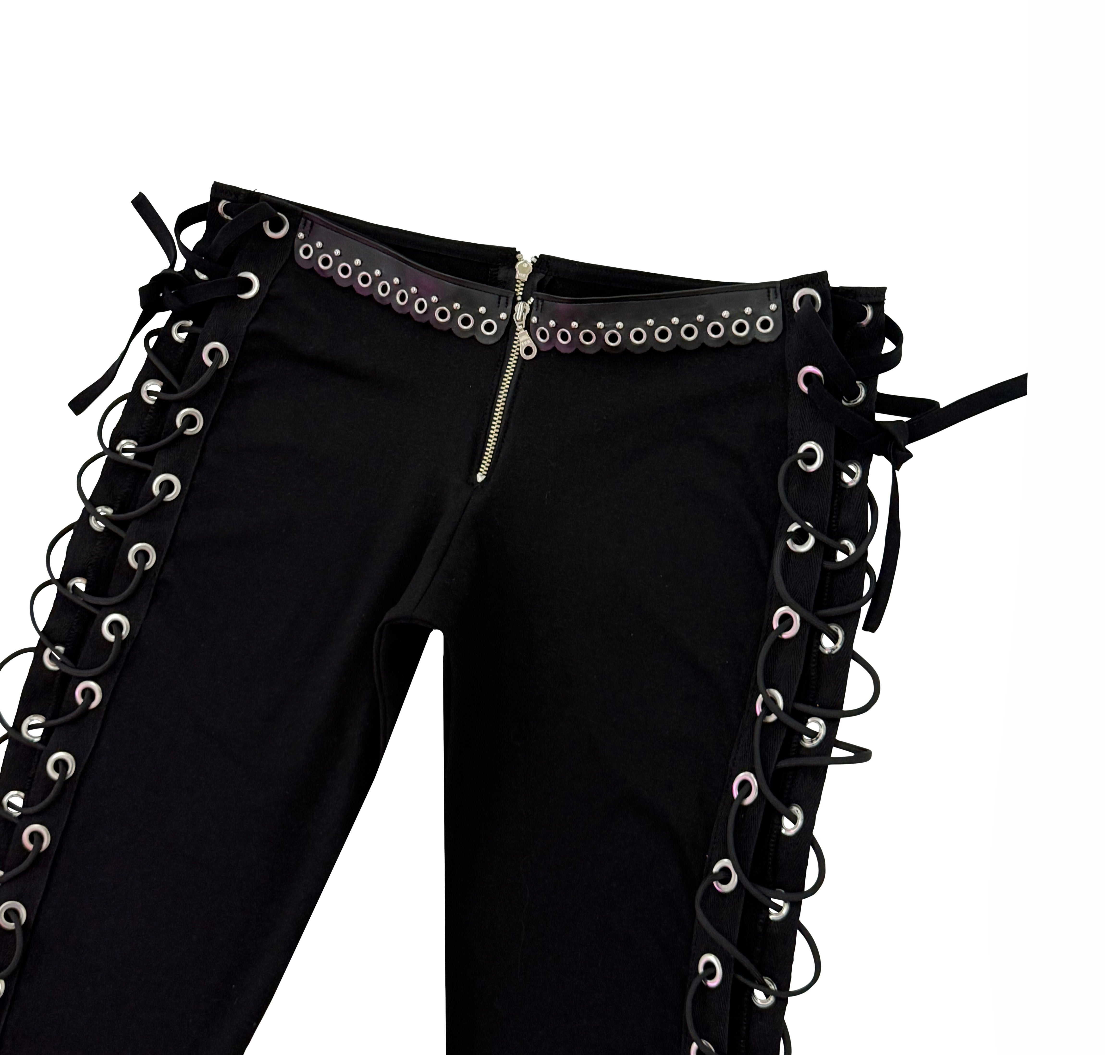 ANGELIKA CAPRI LACE PANTS