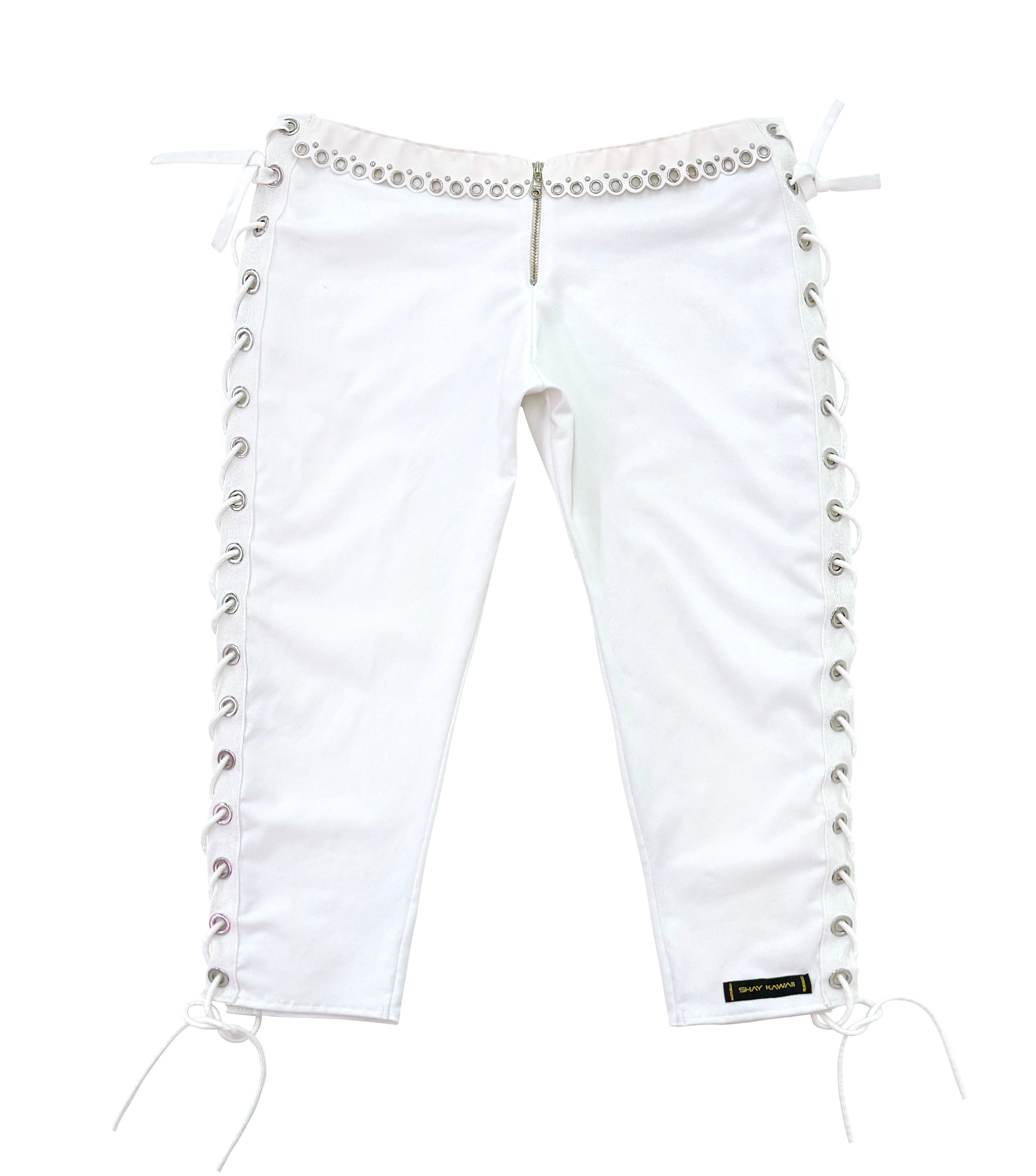 PANTALON EN DENTELLE ANGELIKA CAPRI