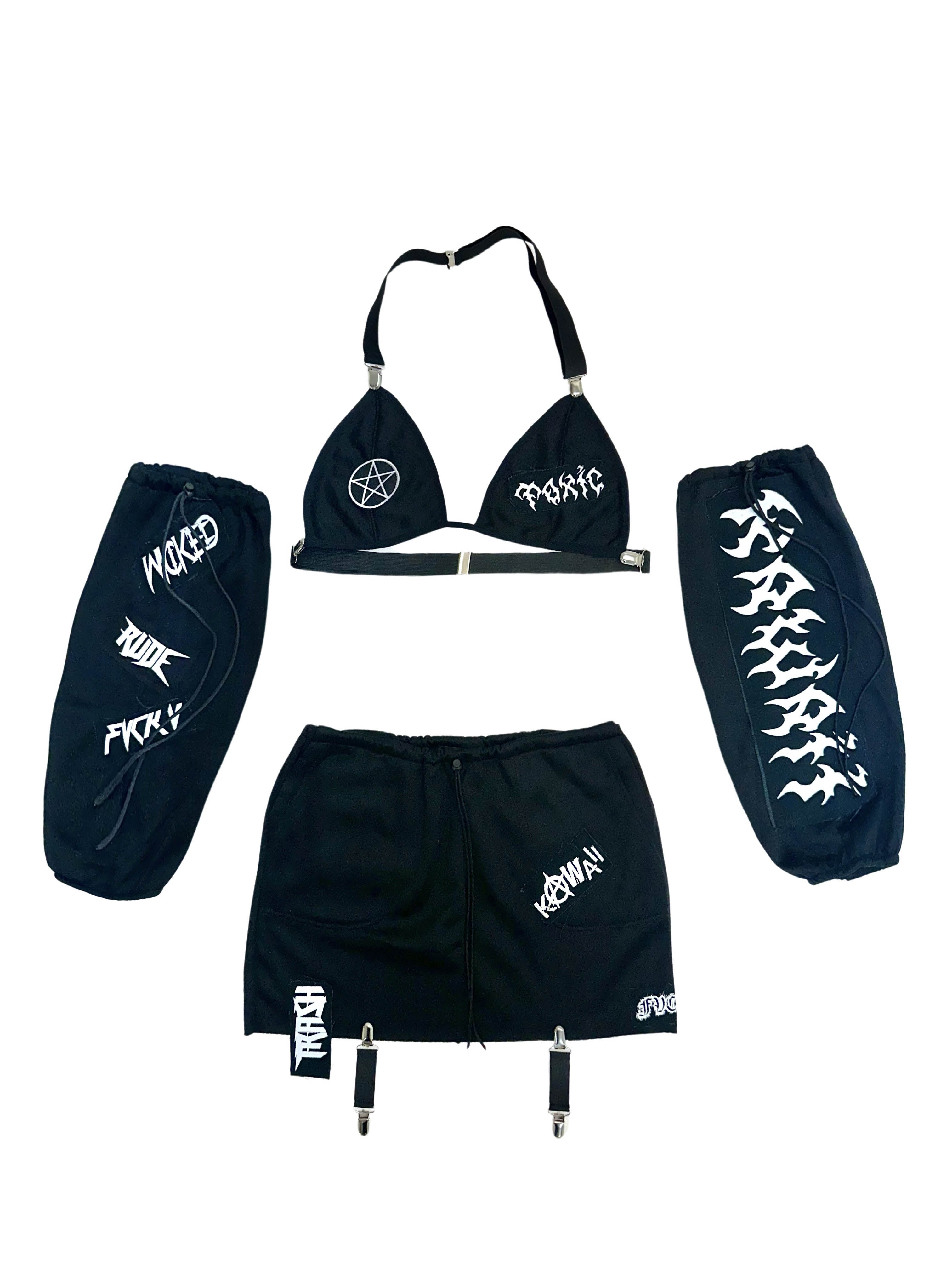 THE DEMONA SET